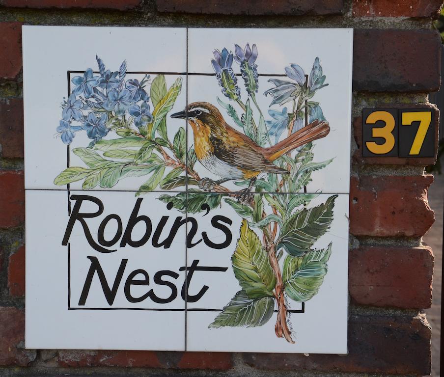 Robin'S Nest Apartment Cape Town Room photo